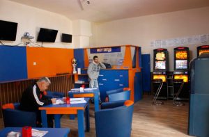 parior, emotii, miza